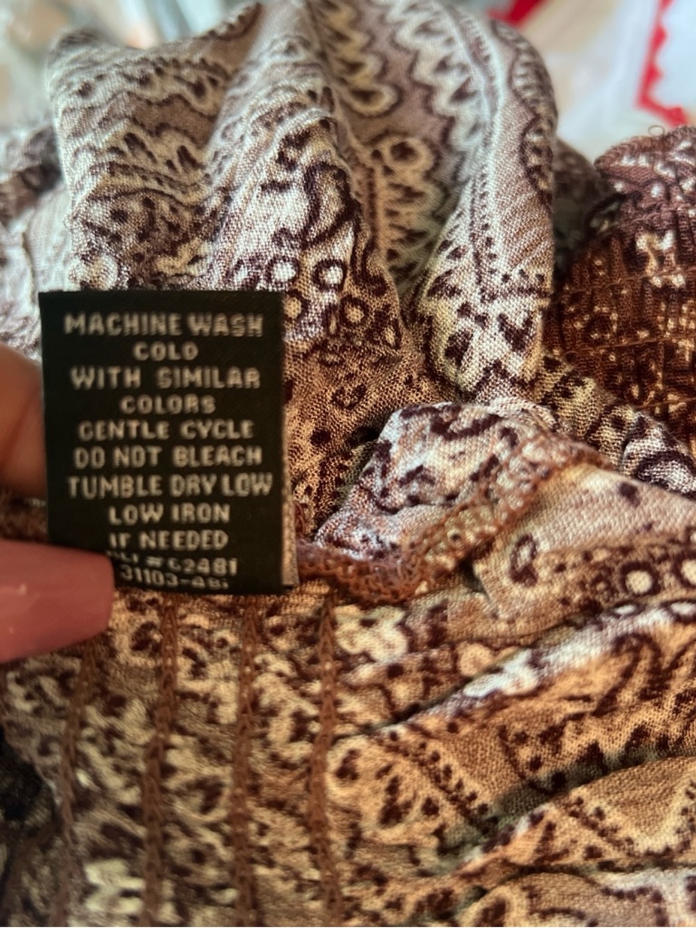 New Look Brown Smocked Strapless Top with Bandana Print - Picture 8 of 8
